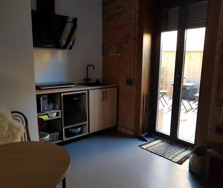13 Guest house Leon