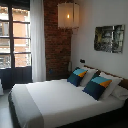 13 Guest house Leon